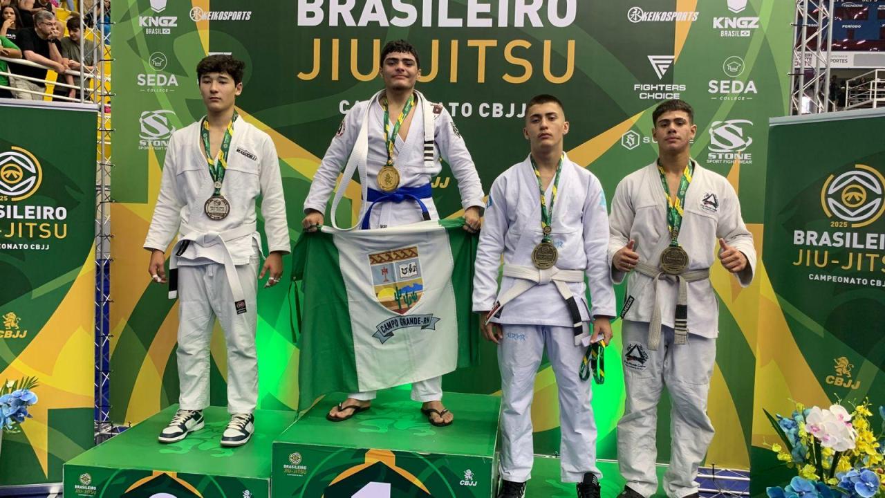 É ourooooooooo! Atleta do Caminho da Vitória é Campeão Brasileiro de Jiu-jitsu É ourooooooooo! Atleta do Caminho da Vitória é Campeão Brasileiro de Jiu-jitsu