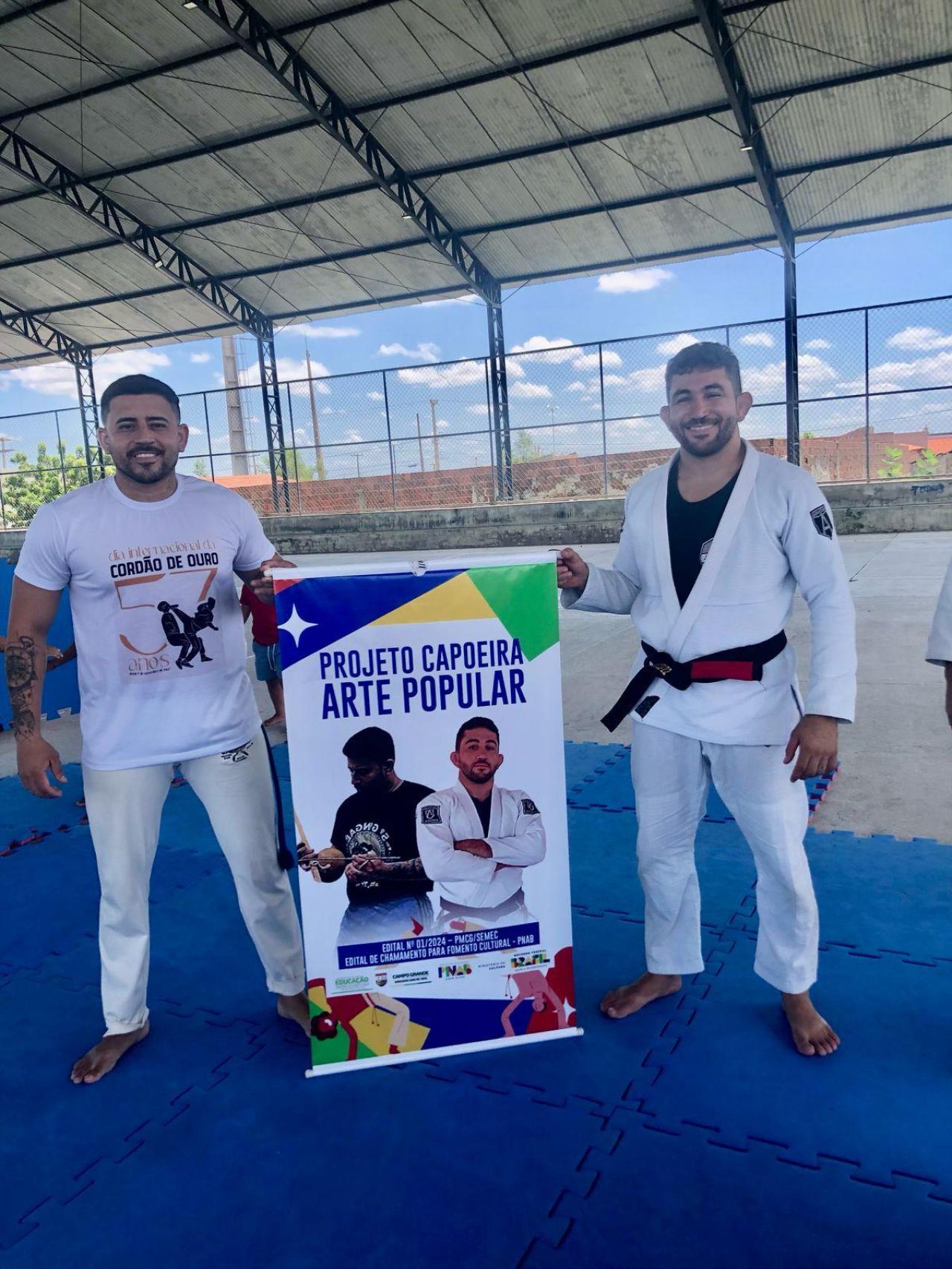Oficina do Projeto Capoeira Arte Popular é realizada na Comunidade Bom Jesus Oficina do Projeto Capoeira Arte Popular é realizada na Comunidade Bom Jesus